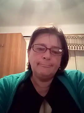 Snapshot of MilaCold5443 chatting on November 4, 2025, 6:39 am MilaCold5443 online show from November 4, 2025, 6:39 am