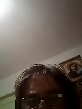 Snapshot of MilaCold5443 chatting on October 20, 2025, 4:18 pm MilaCold5443 online show from October 20, 2025, 4:18 pm