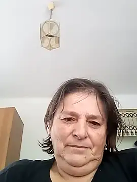 Snapshot of MilaCold5443 chatting on October 24, 2025, 8:35 am MilaCold5443 online show from October 24, 2025, 8:35 am