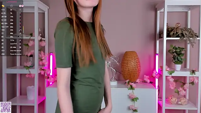 LittleCutieSandy online show from October 22, 2025, 3:28 am