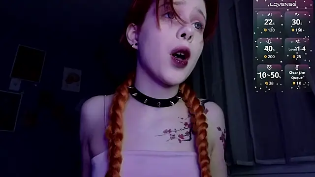 Snapshot of RubiReynnn chatting on October 16, 2025, 5:21 pm RubiReynnn online show from October 16, 2025, 5:21 pm