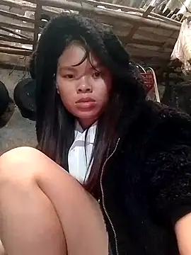 hello-cute online show from November 8, 2025, 4:27 am