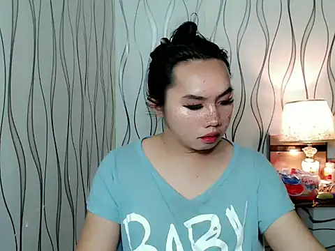 Snapshot of im_ursweetheart chatting on October 19, 2025, 3:20 am im ursweetheart online show from October 19, 2025, 3:20 am