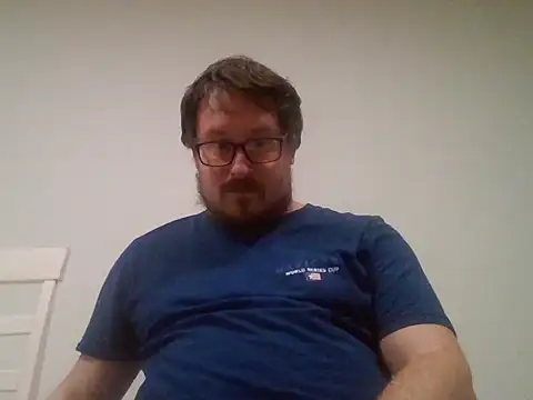 Snapshot of czechguy chatting on November 14, 2025, 5:49 pm czechguy online show from November 14, 2025, 5:49 pm