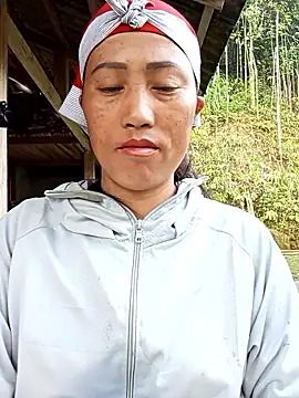 jerry-xx online show from April 20, 2026, 12:13 am