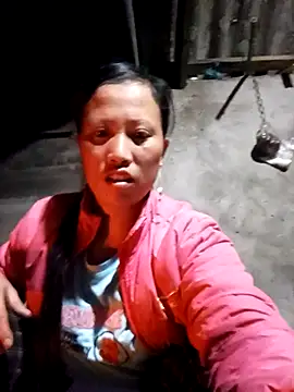 jerry-xx online show from December 17, 2025, 11:37 am