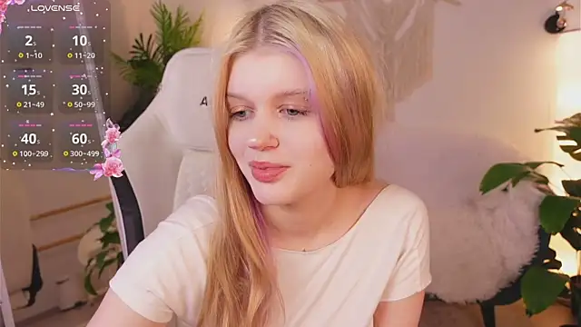 Snapshot of Any_mo0n chatting on December 3, 2025, 7:19 am Any mo0n online show from December 3, 2025, 7:19 am