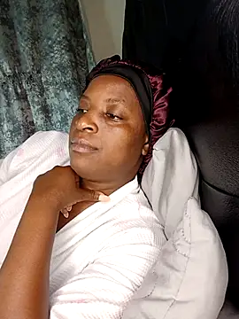 Linae1234 online show from November 21, 2025, 1:48 am