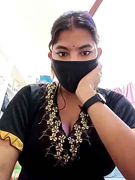 Hot radhaji online show from February 22, 2026, 1:52 am