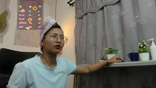 SamanthaFox 8 online show from December 19, 2025, 11:01 am