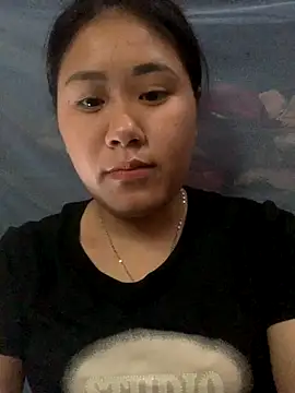 Snapshot of Misu-u chatting on October 13, 2025, 7:10 am Misu-u online show from October 13, 2025, 7:10 am