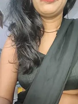 Snapshot of Janu-hasena chatting on July 17, 2026, 2:20 am Janu-hasena online show from July 17, 2026, 2:20 am