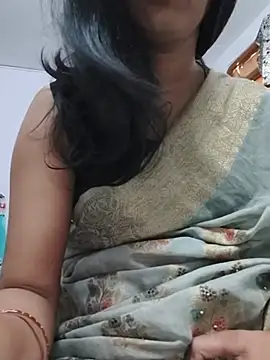 Snapshot of Janu-hasena chatting on June 26, 2026, 1:44 am Janu-hasena online show from June 26, 2026, 1:44 am