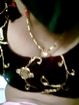 Sexy Riya Bhabhi online show from October 13, 2025, 8:27 am