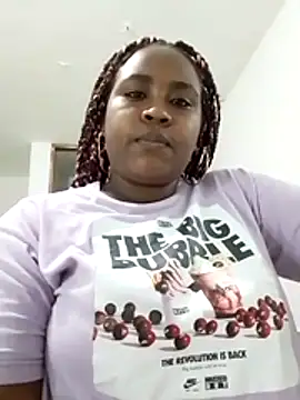 NaomiGrace  online show from October 27, 2025, 11:00 am