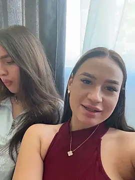 Snapshot of MayaGlow chatting on November 2, 2025, 5:56 am MayaGlow online show from November 2, 2025, 5:56 am