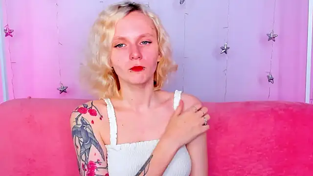 LikiLips online show from March 17, 2026, 1:08 am