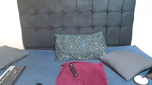 CaramelBootty online show from January 10, 2026, 3:35 am