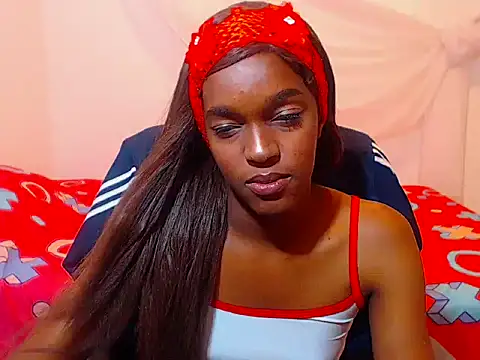 Snapshot of cathi_nahomi chatting on October 20, 2025, 10:21 pm cathi nahomi online show from October 20, 2025, 10:21 pm