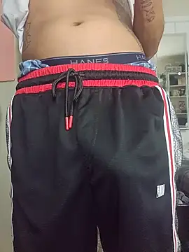 Snapshot of Juicydick420-xxx chatting on July 24, 2026, 6:42 am Juicydick420-xxx online show from July 24, 2026, 6:42 am
