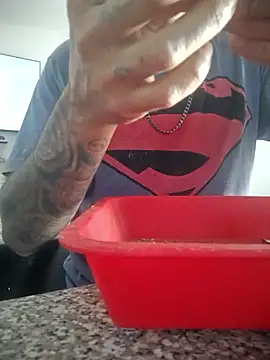 Juicydick420-xxx online show from January 7, 2026, 9:53 pm