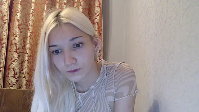 maybe doll online show from November 30, 2025, 6:52 pm