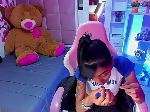 KarlaSlutSkinny   online show from March 6, 2026, 3:29 pm