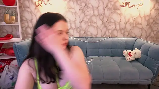 Snapshot of SnowWhiti chatting on February 20, 2026, 8:22 pm SnowWhiti online show from February 20, 2026, 8:22 pm