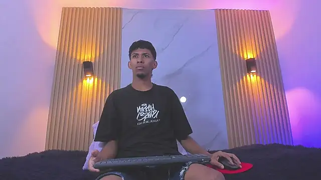 Ethan thouse online show from October 10, 2025, 3:18 am