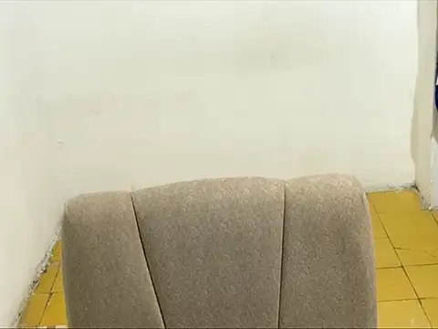 Snapshot of Skol_100802 chatting on February 27, 2026, 9:47 pm Skol 100802 online show from February 27, 2026, 9:47 pm