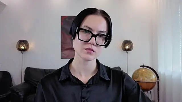 Marie Fitch online show from June 11, 2026, 3:47 am
