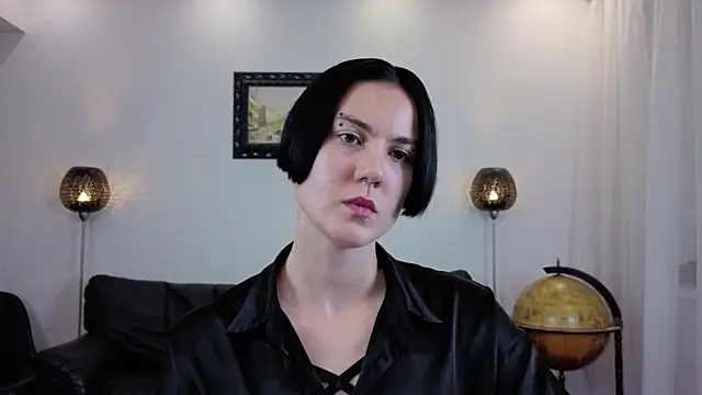 Marie Fitch online show from August 3, 2026, 1:25 am