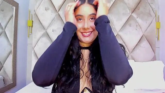 GabyParker  online show from March 25, 2026, 12:15 pm