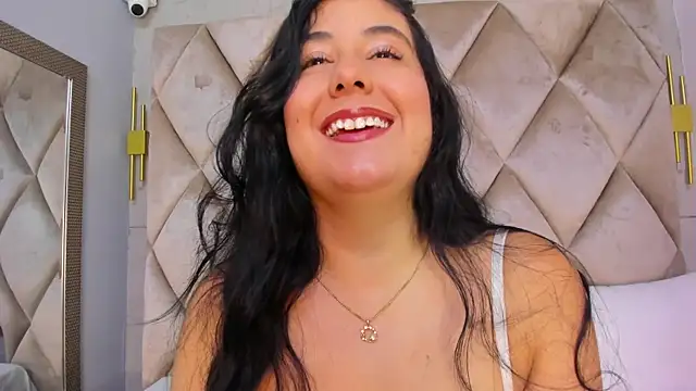 GabyParker  online show from April 21, 2026, 12:23 pm