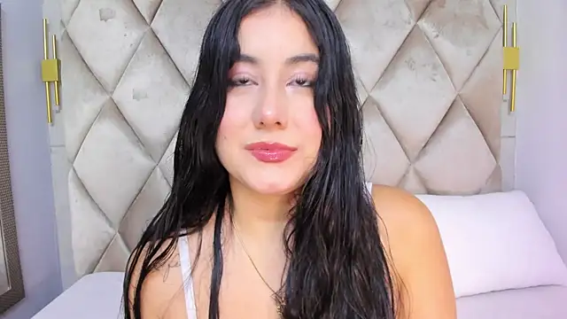 Snapshot of GabyParker_ chatting on June 4, 2026, 12:32 pm GabyParker online show from June 4, 2026, 12:32 pm