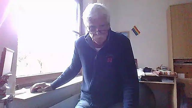 super-snoopy online show from November 2, 2025, 9:03 am