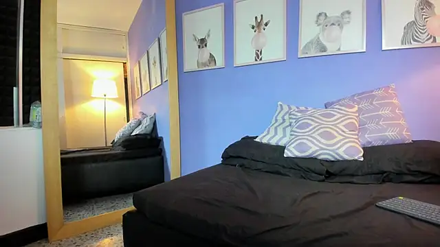 Snapshot of TanishaReyes chatting on November 8, 2025, 7:50 pm TanishaReyes online show from November 8, 2025, 7:50 pm