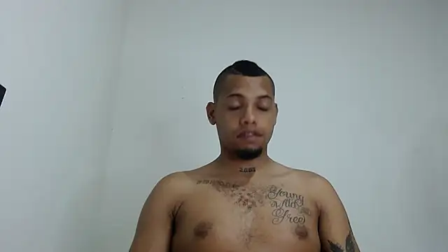 Snapshot of drako_monster chatting on January 16, 2026, 8:18 am drako monster online show from January 16, 2026, 8:18 am