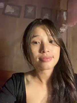 Han-han123 online show from November 10, 2025, 1:27 pm