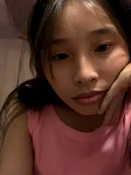 Han-han123 online show from October 22, 2025, 1:10 pm