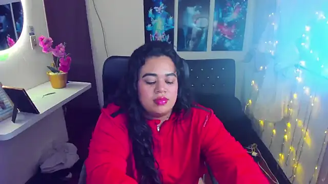 Snapshot of oliviia_cute chatting on November 5, 2025, 4:59 am oliviia cute online show from November 5, 2025, 4:59 am