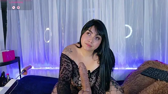 Snapshot of Victoria_Jonhss chatting on April 28, 2026, 9:41 pm Victoria Jonhss online show from April 28, 2026, 9:41 pm