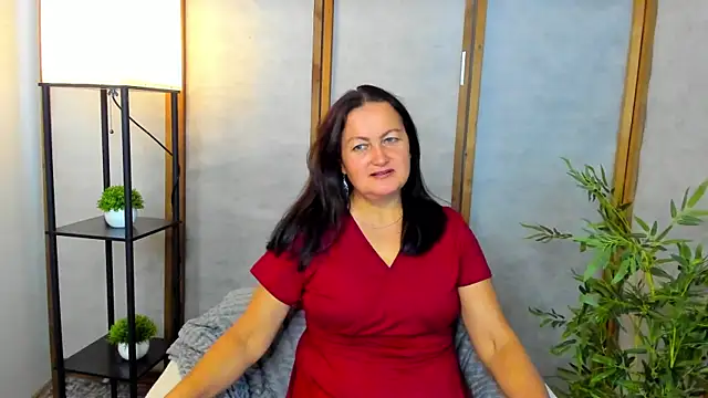 hottyannaa online show from October 15, 2025, 2:32 am