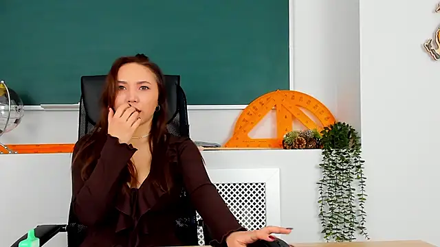 AnnaJonson online show from December 15, 2025, 3:12 am