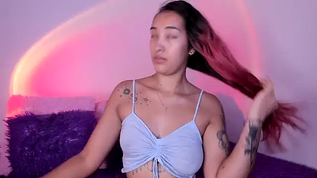 HeidyRousse online show from March 8, 2026, 2:20 pm