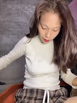 Snapshot of hi-hi-zz chatting on November 29, 2025, 8:03 am hi-hi-zz online show from November 29, 2025, 8:03 am