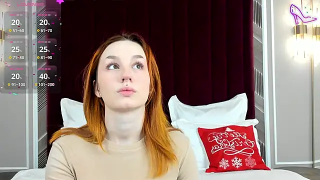 ClaireMathis online show from December 16, 2025, 2:54 pm