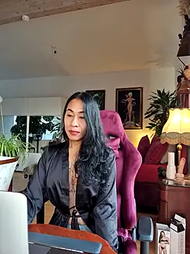 bianca bellamy online show from November 7, 2025, 7:46 am