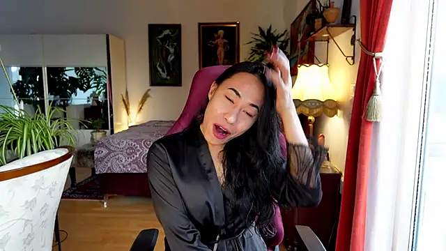 bianca bellamy online show from December 1, 2025, 7:53 am