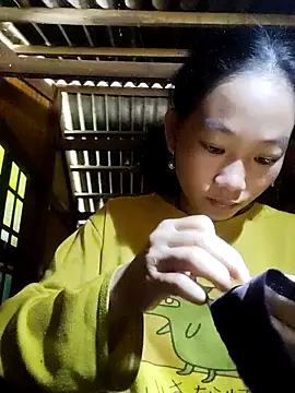 gio-thu online show from November 7, 2025, 4:17 am